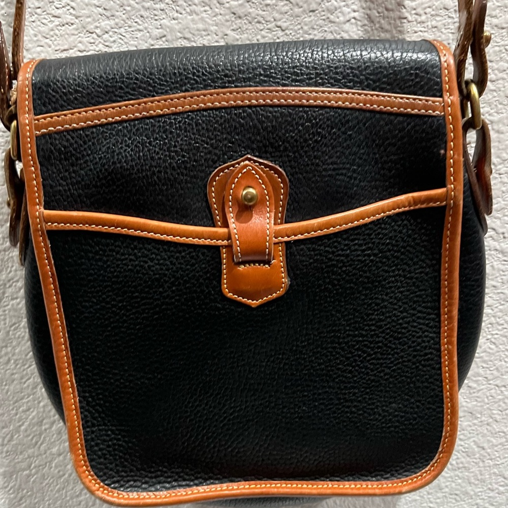 Vintage 1970s Dooney & Bourke Cavalry Spectator Leather Bucket Crossbody Bag - Picture 8 of 16